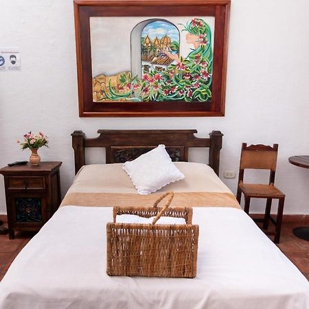 La Serrana Hostal Spa Socorro Luaran gambar