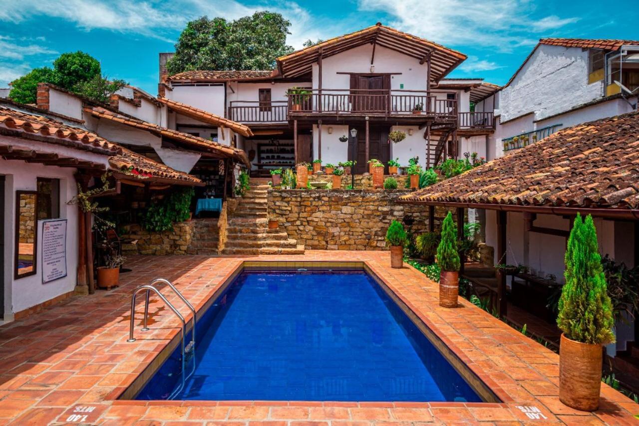 La Serrana Hostal Spa Socorro Luaran gambar