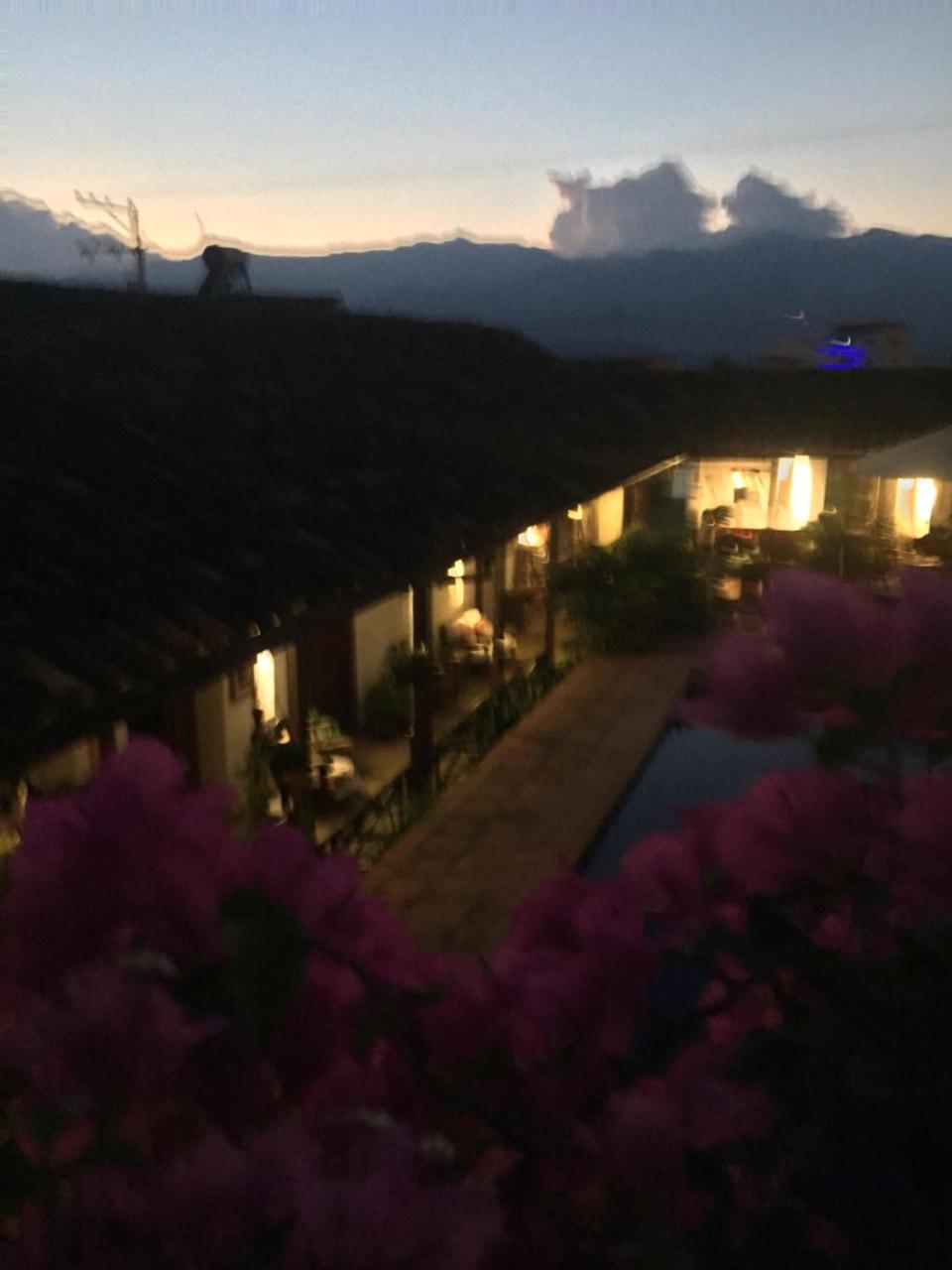 La Serrana Hostal Spa Socorro Luaran gambar
