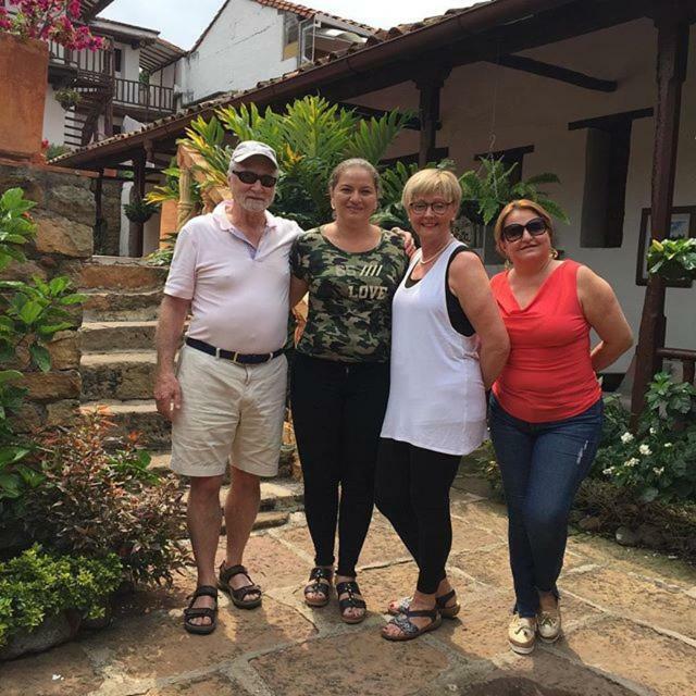 La Serrana Hostal Spa Socorro Luaran gambar